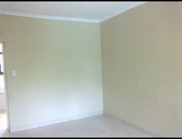 1 bed property to rent in GALLO MANOR